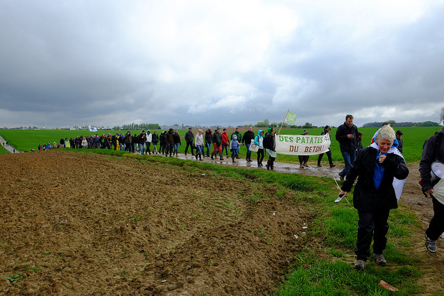 Action 17 avril pour défendre les terres agricoles menacées